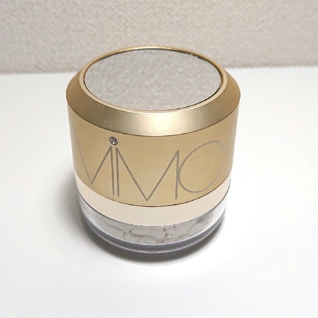 MiMC(エムアイエムシー)のMiMC ナチュラルエイジングケアミネラルパウダーサンスクリーンスノーホワイト コスメ/美容のベースメイク/化粧品(フェイスパウダー)の商品写真