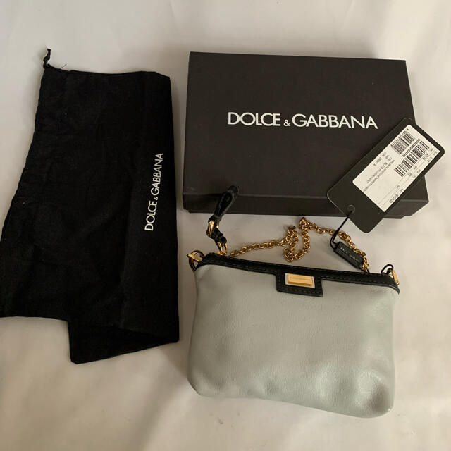 DOLCE&GABBANA(ドルチェアンドガッバーナ)のポーチ　DOLCE&GABBANA  正規品　元箱新品 レディースのファッション小物(ポーチ)の商品写真