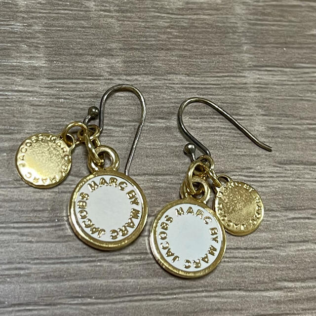 MARC BY MARC JACOBS(マークバイマークジェイコブス)のピアス　MARC BY MARC JACOBS レディースのアクセサリー(ピアス)の商品写真