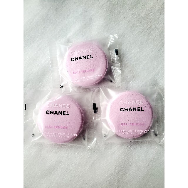 CHANEL(シャネル)のCHANEL チャンス オー タンドゥル バス タブレット3個 コスメ/美容のボディケア(入浴剤/バスソルト)の商品写真