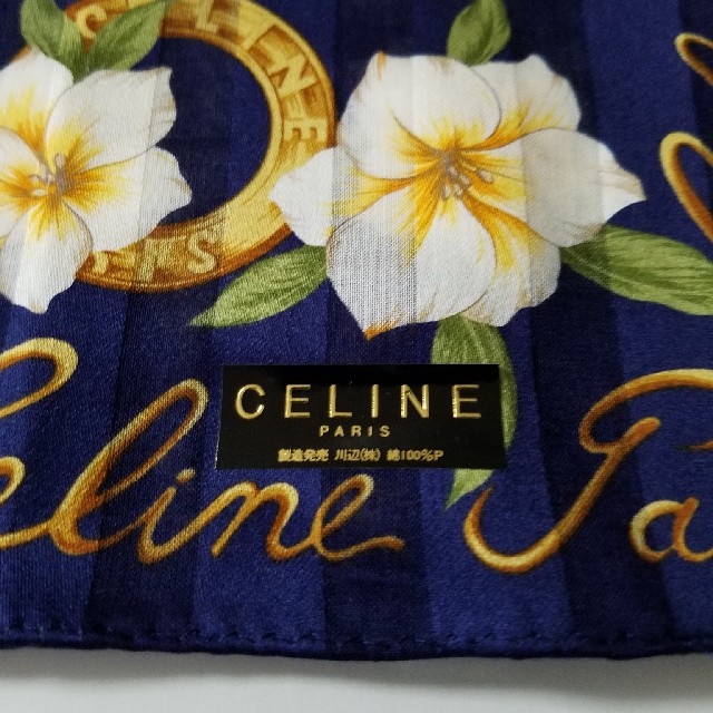 celine(セリーヌ)のセリーヌ　ハンカチ　新品 レディースのファッション小物(ハンカチ)の商品写真