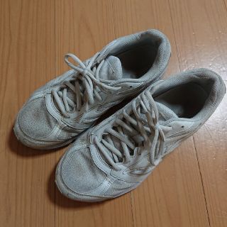 ミズノ(MIZUNO)の中古 運動靴 白 ミズノ X10(スニーカー)