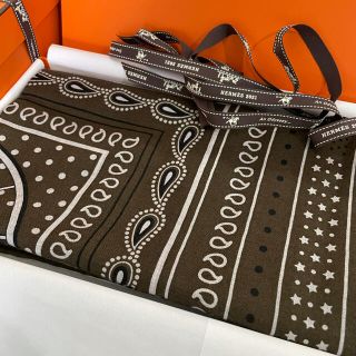 【超美品】2021AW HERMES カシミヤシルク140 バンダナ柄