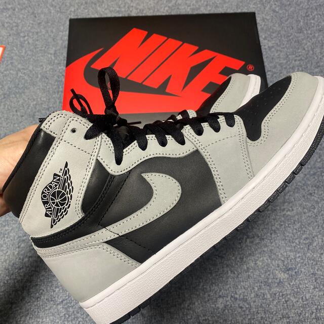 NIKE(ナイキ)のNIKE AIR JORDAN 1 RETRO HIGH OG メンズの靴/シューズ(スニーカー)の商品写真