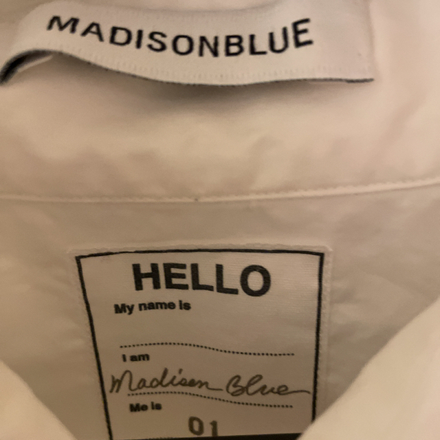 MADISONBLUE(マディソンブルー)のMADISONBLUE J.BRADLEY シャツ　01 白　ホワイト　七分袖 レディースのトップス(シャツ/ブラウス(半袖/袖なし))の商品写真