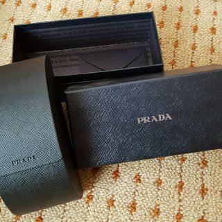 プラダ(PRADA)のプラダ　サングラス　箱(サングラス/メガネ)