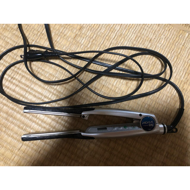 ADST ヘアアイロン180℃消費電力