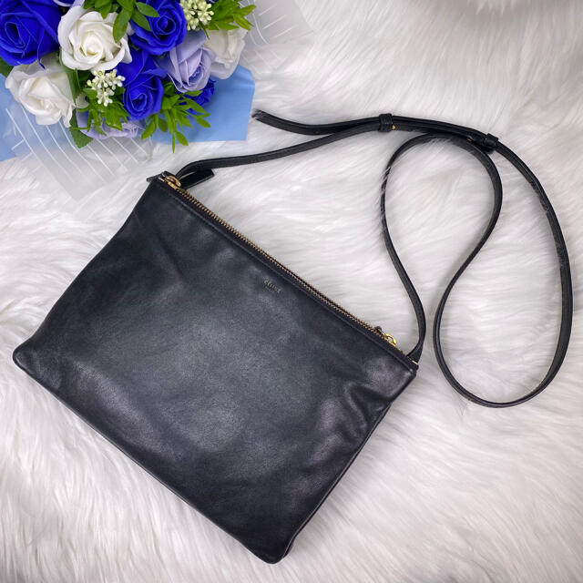 ✨CELINE✨セリーヌ トリオラージ ショルダーバッグ 2022年秋冬新作