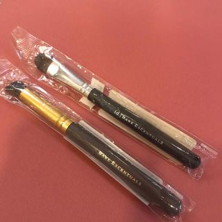 ベアミネラル(bareMinerals)のBare Minerals アイブラシ　新品未使用品　2本セット(ブラシ・チップ)