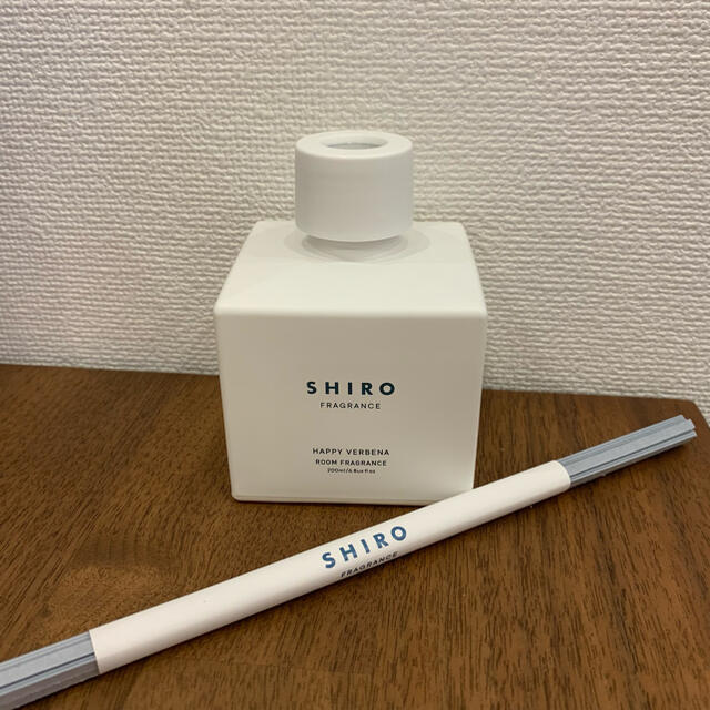 shiro(シロ)のSHIRO ルームフレグランス ハッピーヴァーベナ コスメ/美容のリラクゼーション(アロマディフューザー)の商品写真