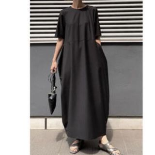 ブラックバイマウジー(BLACK by moussy)のココペリ26様専用　リムアーク　 ワンピース　サイドタックコクーンドレス(ロングワンピース/マキシワンピース)