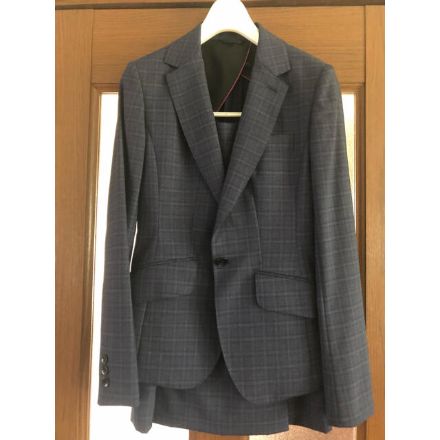 ヒルトン　レディーススーツ　ビジネス レディースのフォーマル/ドレス(スーツ)の商品写真