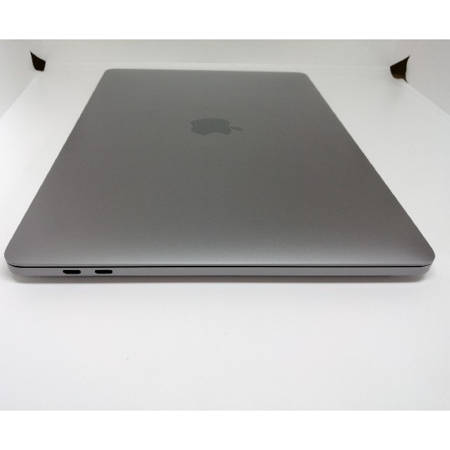 Mac (Apple)(マック)のMacbook Pro 13インチ 2020 MXK32J/A スペースグレー スマホ/家電/カメラのPC/タブレット(ノートPC)の商品写真