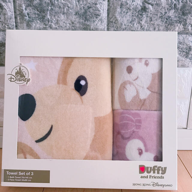 ダッフィー(ダッフィー)の香港ディズニーHOME COLLECTIONダッフィーシェリーメイタオルセット  エンタメ/ホビーのおもちゃ/ぬいぐるみ(キャラクターグッズ)の商品写真