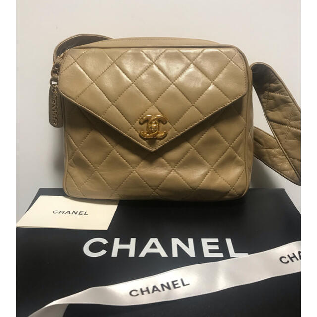 【美品】CHANEL シャネル マトラッセ　ベージュ　バッグショルダーバッグ