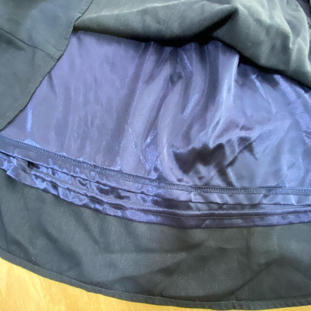 ARROW(アロー)のアロー ネイビー スカート 猫 ネコ 編み上げ レディースのスカート(ひざ丈スカート)の商品写真