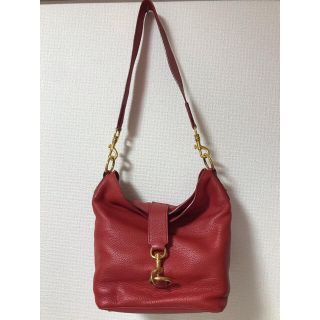 ミュウミュウ(miumiu)のレインボーハット様専用　　MIU MIU ショルダーバック　肩がけ　レッド　(ショルダーバッグ)