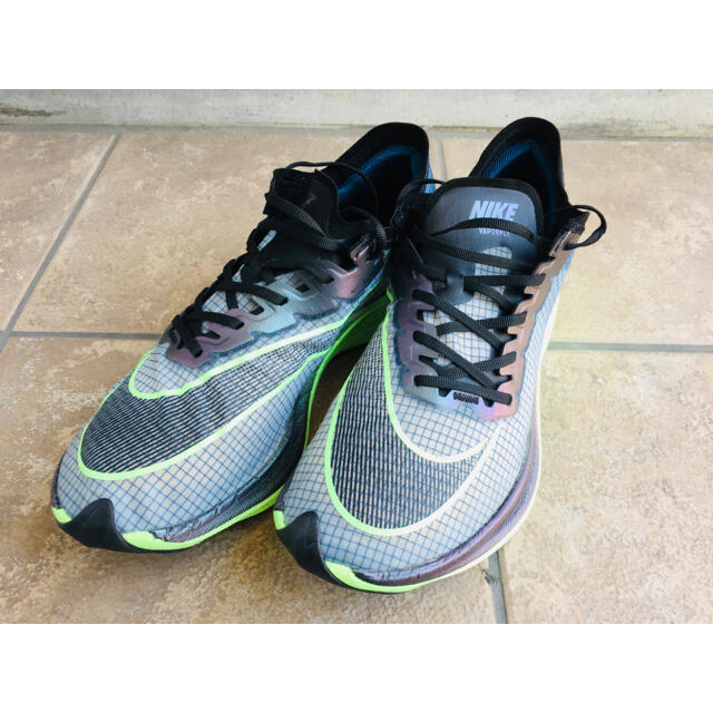 NIKE(ナイキ)のNIKE ZOOMX VAPORFLY NEXT％/27.5cm/ナイキ スポーツ/アウトドアのランニング(シューズ)の商品写真