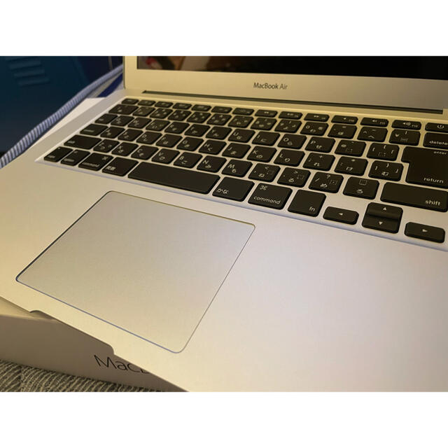 MacBook Air 2017 /13inch/8GB/128GB