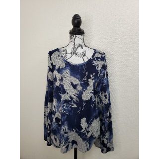 ヴェラウォン(Vera Wang)のSimply Vera VERAWANG トップス(その他)