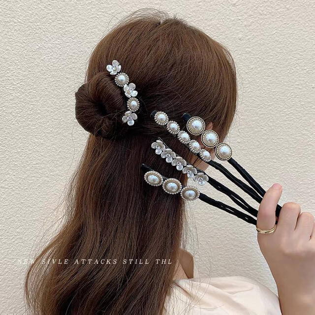 RESEXXY(リゼクシー)の新品 パールヘアピン バレッタ リップサービス モコアズ レディー 美品 レディースのヘアアクセサリー(ヘアピン)の商品写真