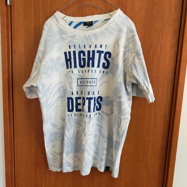 希少デザイン　ILL'S　ビッグロゴ　半袖Ｔ　ゆるだぼ　ストリート　古着 メンズのトップス(Tシャツ/カットソー(半袖/袖なし))の商品写真