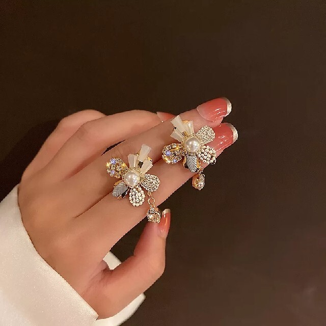 René(ルネ)の２way ピアス レディースのアクセサリー(ピアス)の商品写真