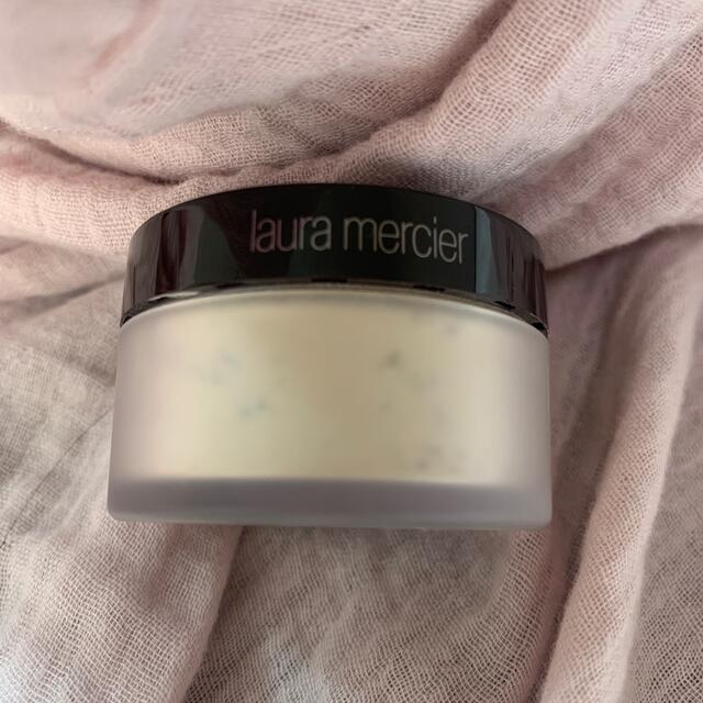 laura mercier(ローラメルシエ)のローラメルシエ　トランスルーセントルースセッティングパウダー  コスメ/美容のベースメイク/化粧品(フェイスパウダー)の商品写真