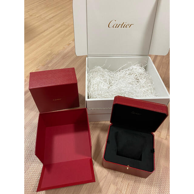 Cartier(カルティエ)のカルティエ　cartier 時計　ケース レディースのファッション小物(腕時計)の商品写真
