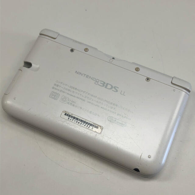 ニンテンドー3DS(ニンテンドー3DS)の任天堂 3DSLL ホワイト エンタメ/ホビーのゲームソフト/ゲーム機本体(携帯用ゲーム機本体)の商品写真