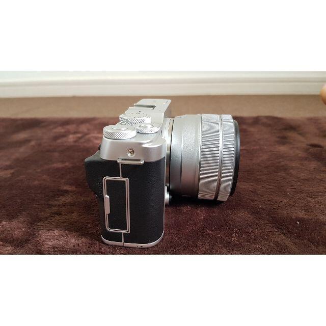 富士フイルム(フジフイルム)のFUJIFILM　X-A7　ブラックレンズキット＋おまけ スマホ/家電/カメラのカメラ(ミラーレス一眼)の商品写真