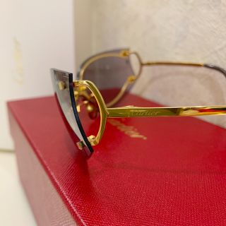 Cartier - カルティエ サングラス 美品 フルセット 22g 超軽量の通販 ...