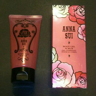 アナスイ(ANNA SUI)のボディ ジェル スクラブ (ANNASUI)(ボディスクラブ)