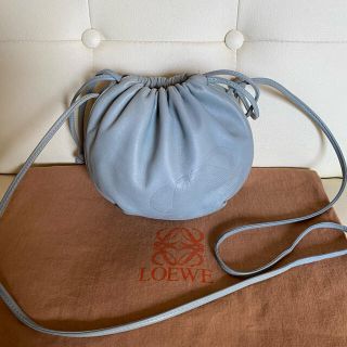 ロエベ(LOEWE)の美品　LOEWE オールド　ロエベ  ナッパレザー    ミニ　ショルダーバッグ(ショルダーバッグ)