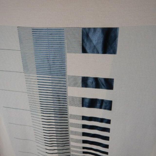 DIESEL(ディーゼル)のo3353　ディーゼル　ブラック　ゴールド　半袖　幾何学　デザイン　tシャツ メンズのトップス(Tシャツ/カットソー(半袖/袖なし))の商品写真