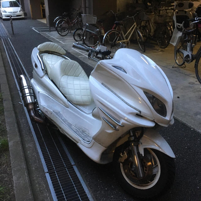 ヤマハ(ヤマハ)のJuuun様専用 値下げしました【美品】マジェスティC 自動車/バイクのバイク(車体)の商品写真