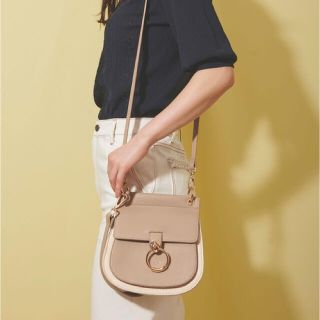 ノエラ(Noela)の【美品】ノエラ　コンビ素材BAG(ショルダーバッグ)