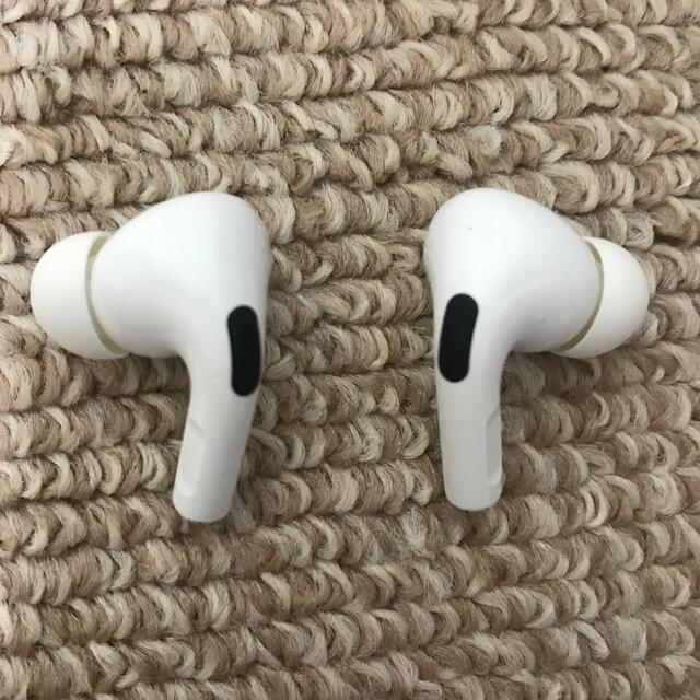 Apple(アップル)のエアーポッズプロ　Apple AirPods Pro スマホ/家電/カメラのオーディオ機器(ヘッドフォン/イヤフォン)の商品写真