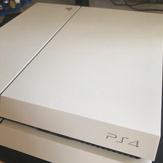 プレイステーション4(PlayStation4)のPS4 ホワイト 500gb(家庭用ゲーム機本体)