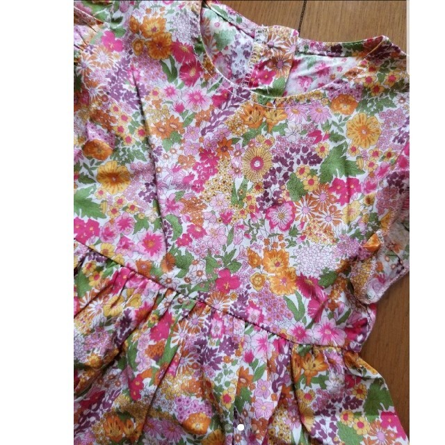 韓国ファッション　子供服　花柄ワンピース　ピンク　90 キッズ/ベビー/マタニティのキッズ服女の子用(90cm~)(ワンピース)の商品写真
