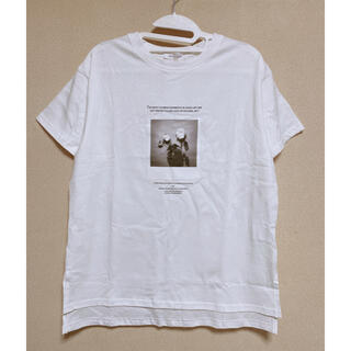 レイカズン(RayCassin)の新品ダク付　グラフィック　Tシャツ　白T ゆったり(Tシャツ(半袖/袖なし))