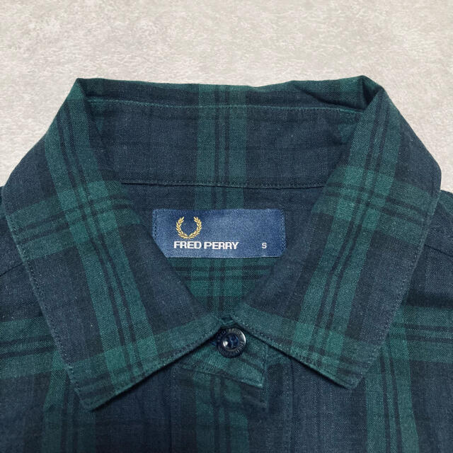 FRED PERRY(フレッドペリー)のFRED PERRY フレッド ペリー チェック 半袖 シャツ グリーン 緑 S レディースのトップス(シャツ/ブラウス(半袖/袖なし))の商品写真