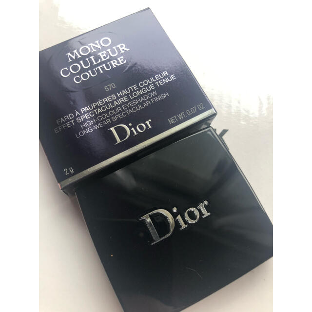 Dior(ディオール)のDior ﾓﾉｸﾙｰﾙｸﾁｭｰﾙ ｱｲｼｬﾄﾞｳ 570 copper  コスメ/美容のベースメイク/化粧品(アイシャドウ)の商品写真