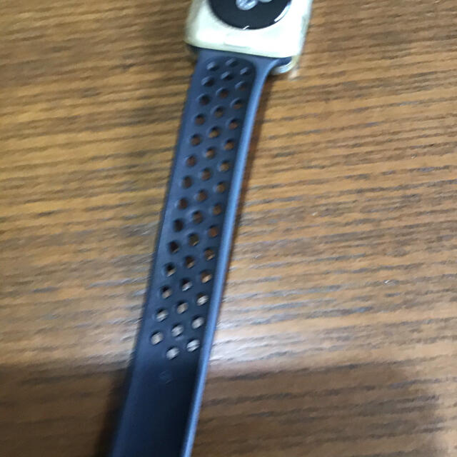 Apple Watch(アップルウォッチ)のApple Watch series2 42㎜　GPSモデル中古 スマホ/家電/カメラのスマートフォン/携帯電話(スマートフォン本体)の商品写真