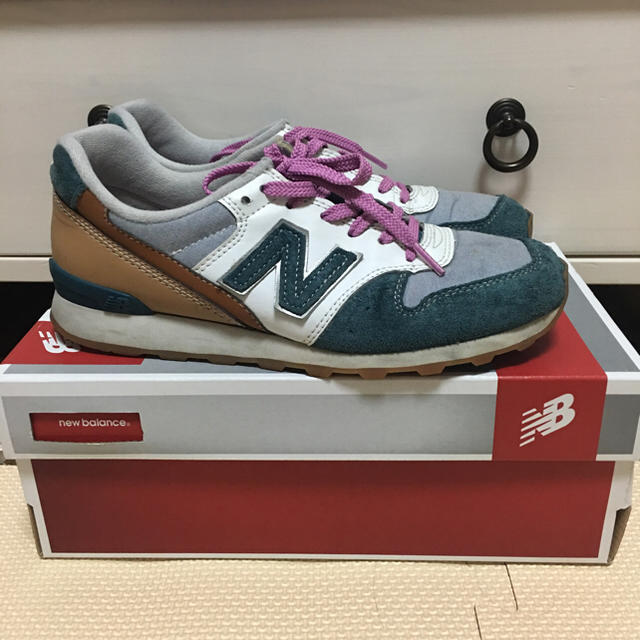 New Balance(ニューバランス)のニューバランス レデイースシューズ 24.5cm レディースの靴/シューズ(スニーカー)の商品写真