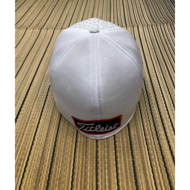 Titleist(タイトリスト)の超美品　ゴルフキャップ 帽子　タイトリスト ALOHA フィットキャップ スポーツ/アウトドアのゴルフ(ウエア)の商品写真