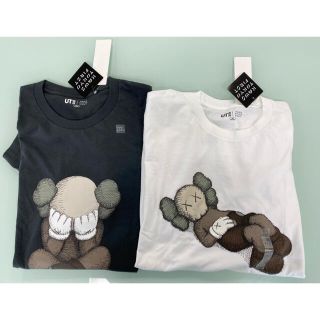 ユニクロ(UNIQLO)のkaws×UNIQLO グラフィックTシャツ 2枚セット + フリーペーパー(Tシャツ/カットソー(半袖/袖なし))