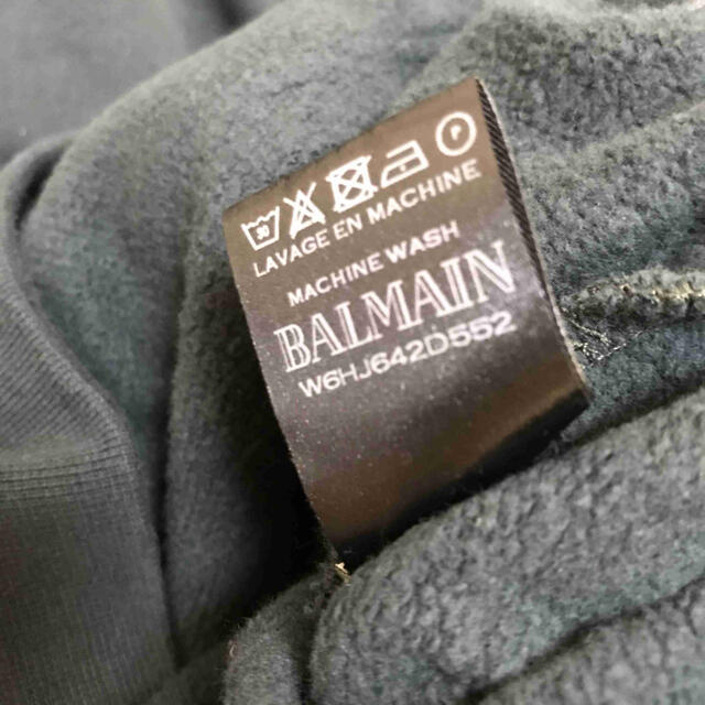 BALMAIN(バルマン)の正規 未使用 定価8.2万 BALMAIN バルマン パーカー メンズのトップス(パーカー)の商品写真