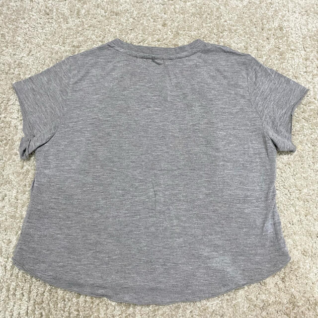 H&M(エイチアンドエム)のH&M Tシャツ グレー レディースのトップス(Tシャツ(半袖/袖なし))の商品写真