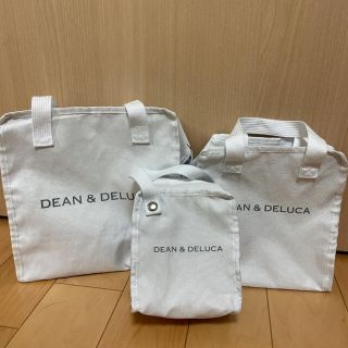 ディーンアンドデルーカ(DEAN & DELUCA)のDEAN&DELUCA ディーン&デルーカ　保冷バッグ　  GLOW　グロー(エコバッグ)